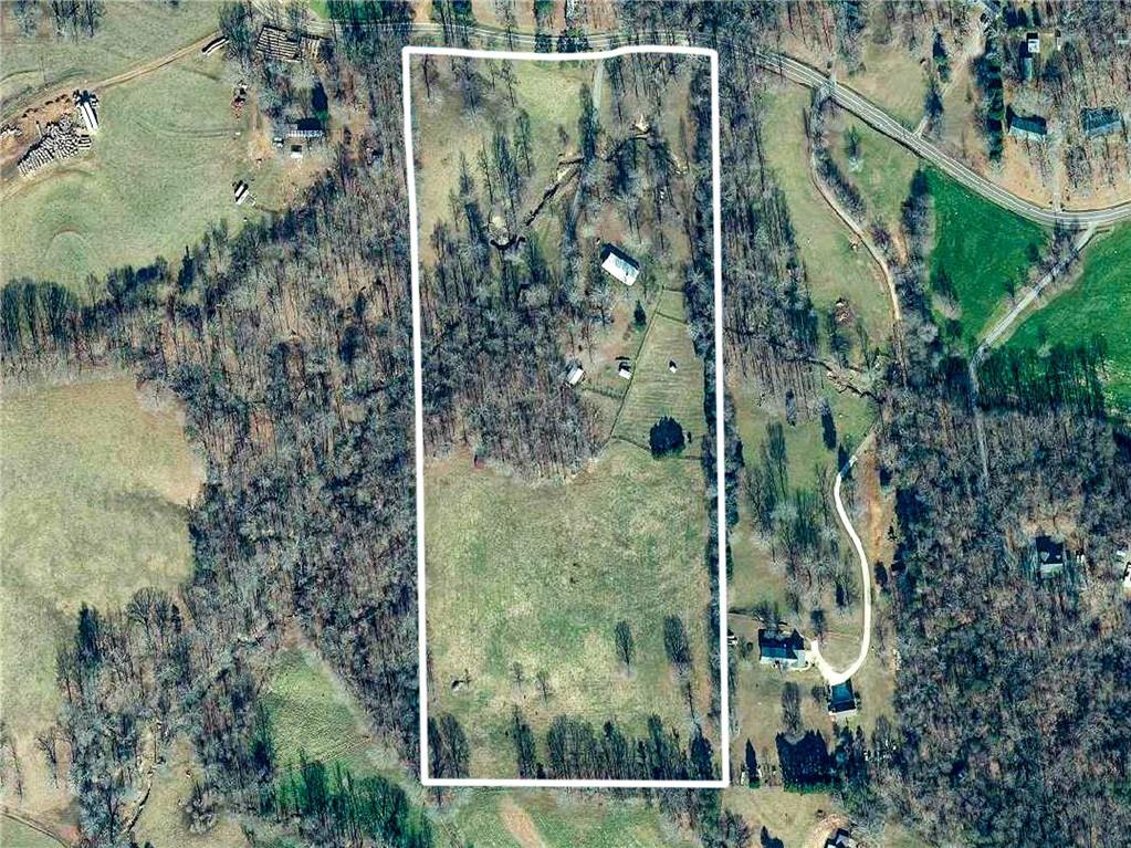 6223 Hulsey Road Clermont, GA 30527 - Photo 53 of 53 a view of a bathroom