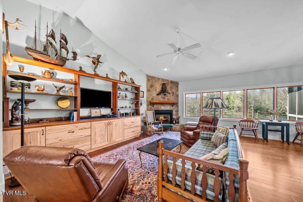 342 Ripshin Lake Road Roan Mountain, TN 37687 - Photo 14 of 50 14