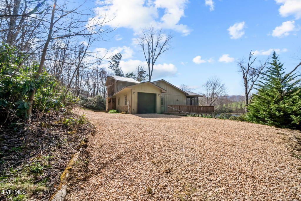 342 Ripshin Lake Road Roan Mountain, TN 37687 - Photo 37 of 50 37