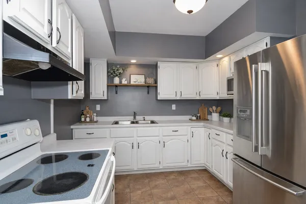 $300,000 | 304 5th Avenue North, Brownton, MN 55312