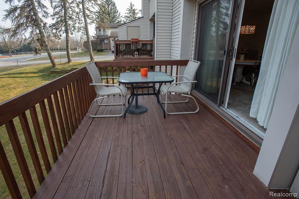 378 Willow Grove Lane Rochester Hills, MI 48307 - Photo 37 of 42