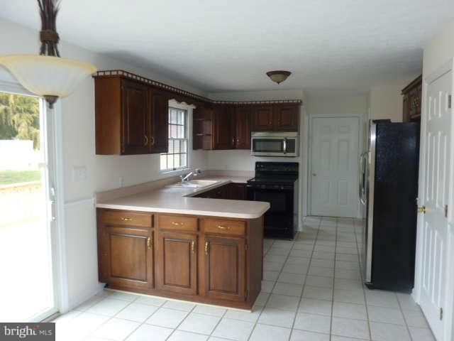 460 Quarry Road Bunker Hill, WV 25413 - Photo 4 of 14 Kitchen