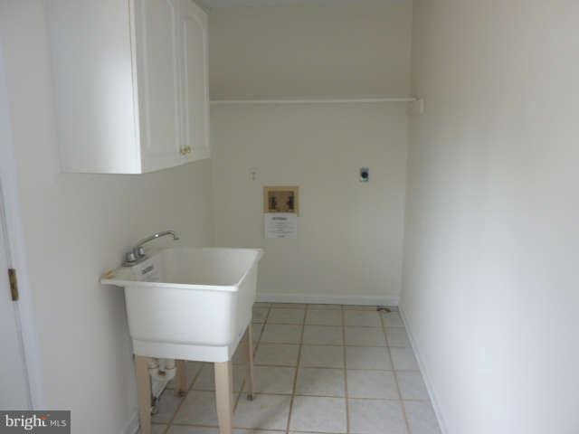 460 Quarry Road Bunker Hill, WV 25413 - Photo 8 of 14 Interior (General)