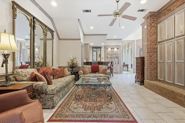 $1,395,000 | 4823 Spyglass Drive, Dallas, TX 75287