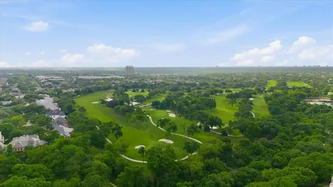 a view of a city