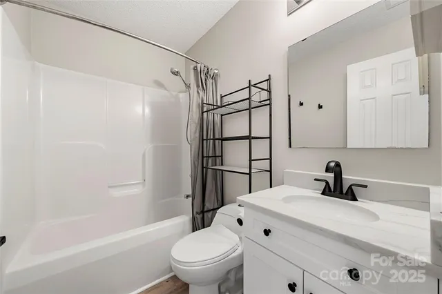 $410,000 | 2546 Las Brisas Lane, Denver, NC 28037