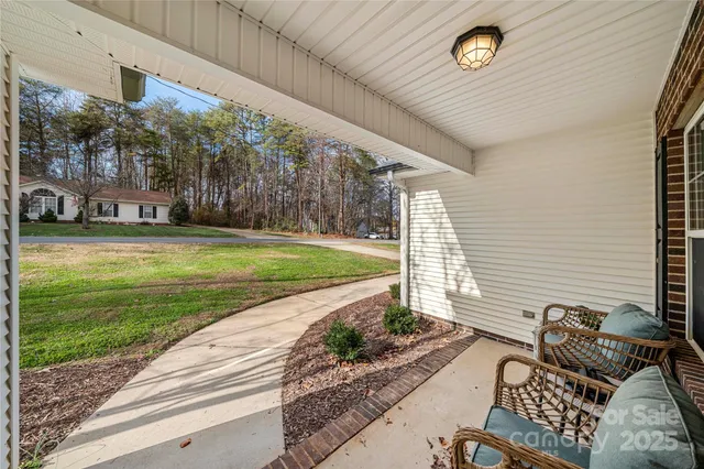 $410,000 | 2546 Las Brisas Lane, Denver, NC 28037