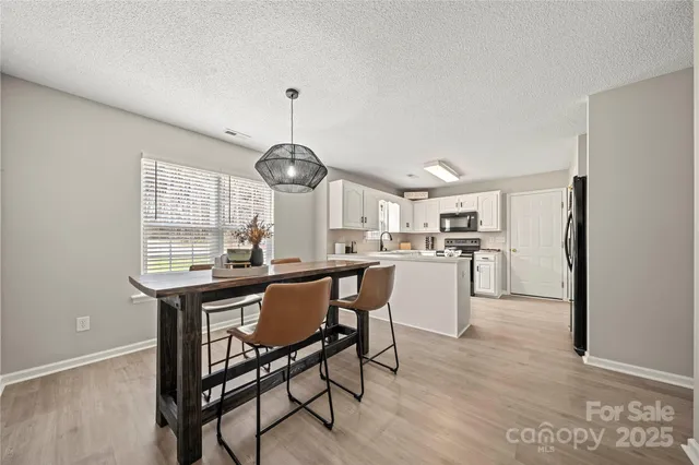 $410,000 | 2546 Las Brisas Lane, Denver, NC 28037