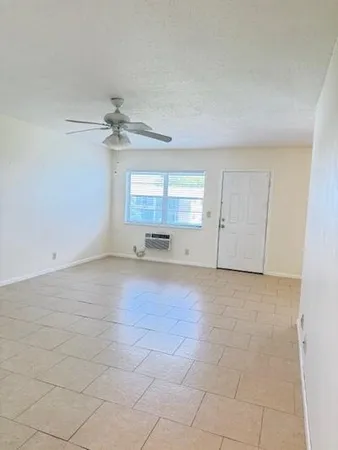 $1,600 | 186 Norwich H, Unit 186, West Palm Beach, FL 33417