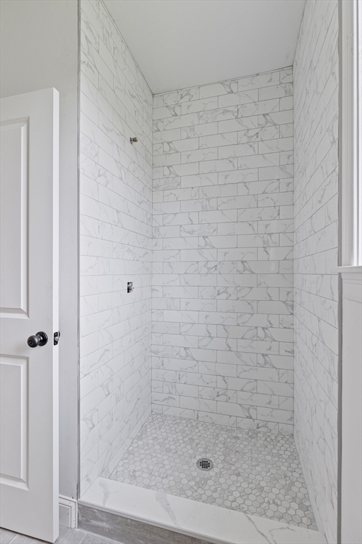 6 Abby Road Grafton, MA 01536 - Photo 23 of 33