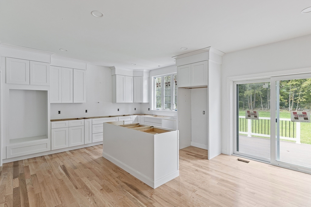 6 Abby Road Grafton, MA 01536 - Photo 5 of 33