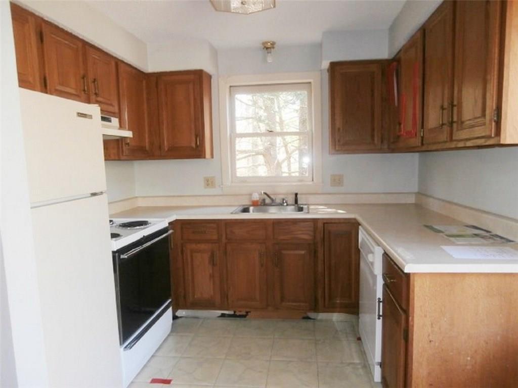 23 Condo Ridge Road, Unit A Casco, ME 04015 - Photo 3 of 11 Photo