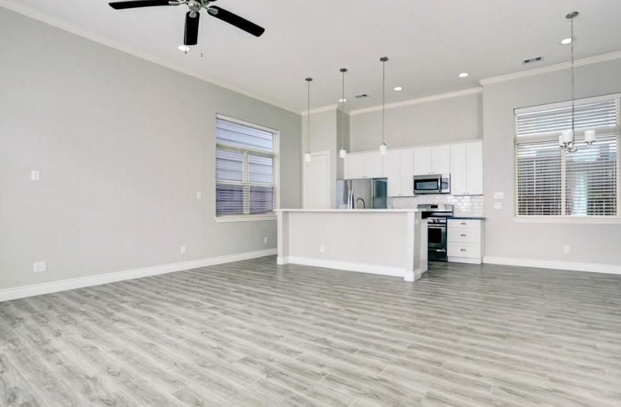 8907 Spring Knoll Forest Drive Houston, TX 77080 - Photo 11 of 21 Another view of the kitchen from the living room.