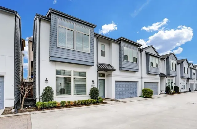 $379,000 | 8907 Spring Knoll Forest Drive, Houston, TX 77080