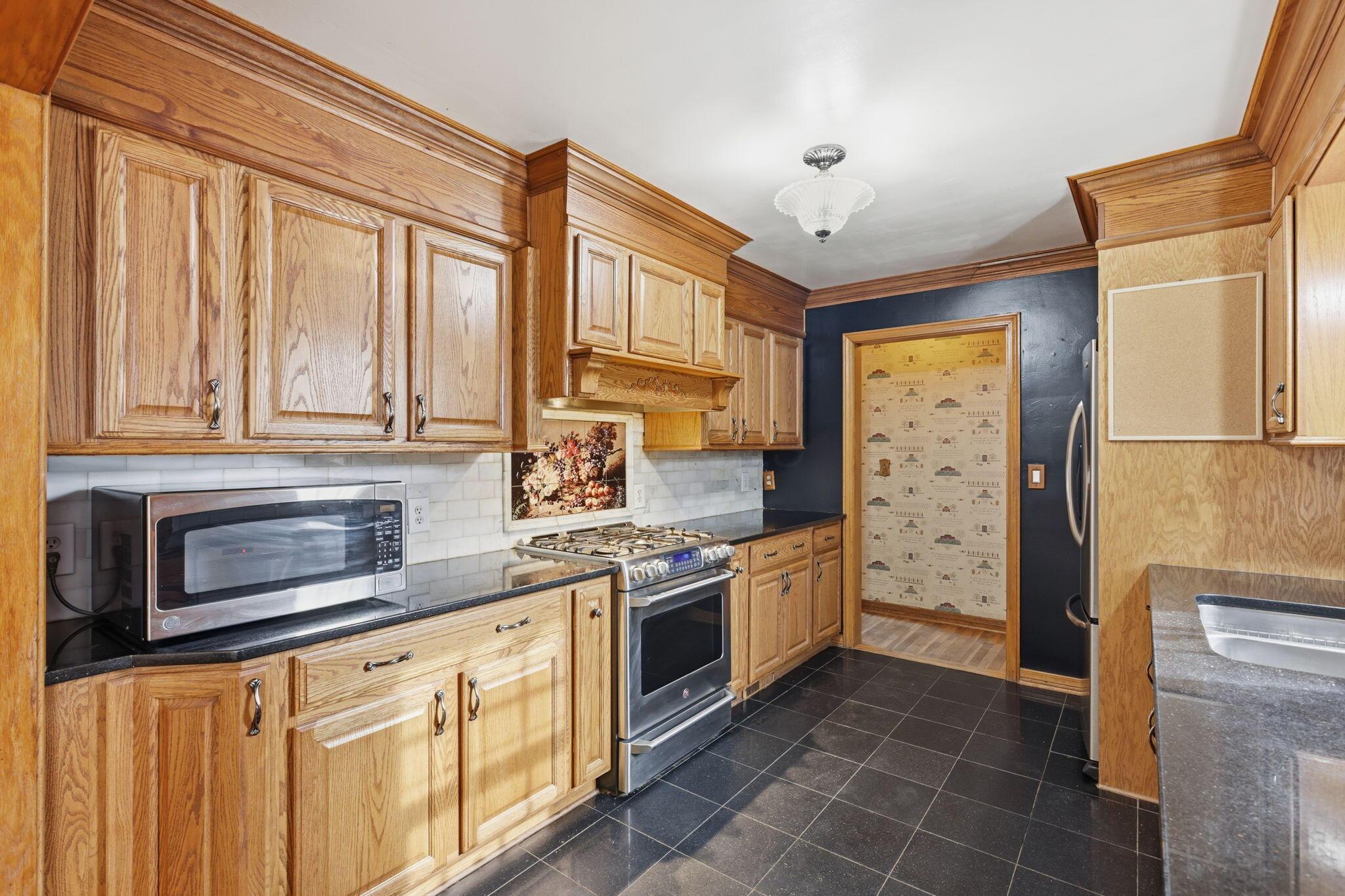 229 Heath Road Heath, OH 43056 - Photo 10 of 35 Updated galley kitchen