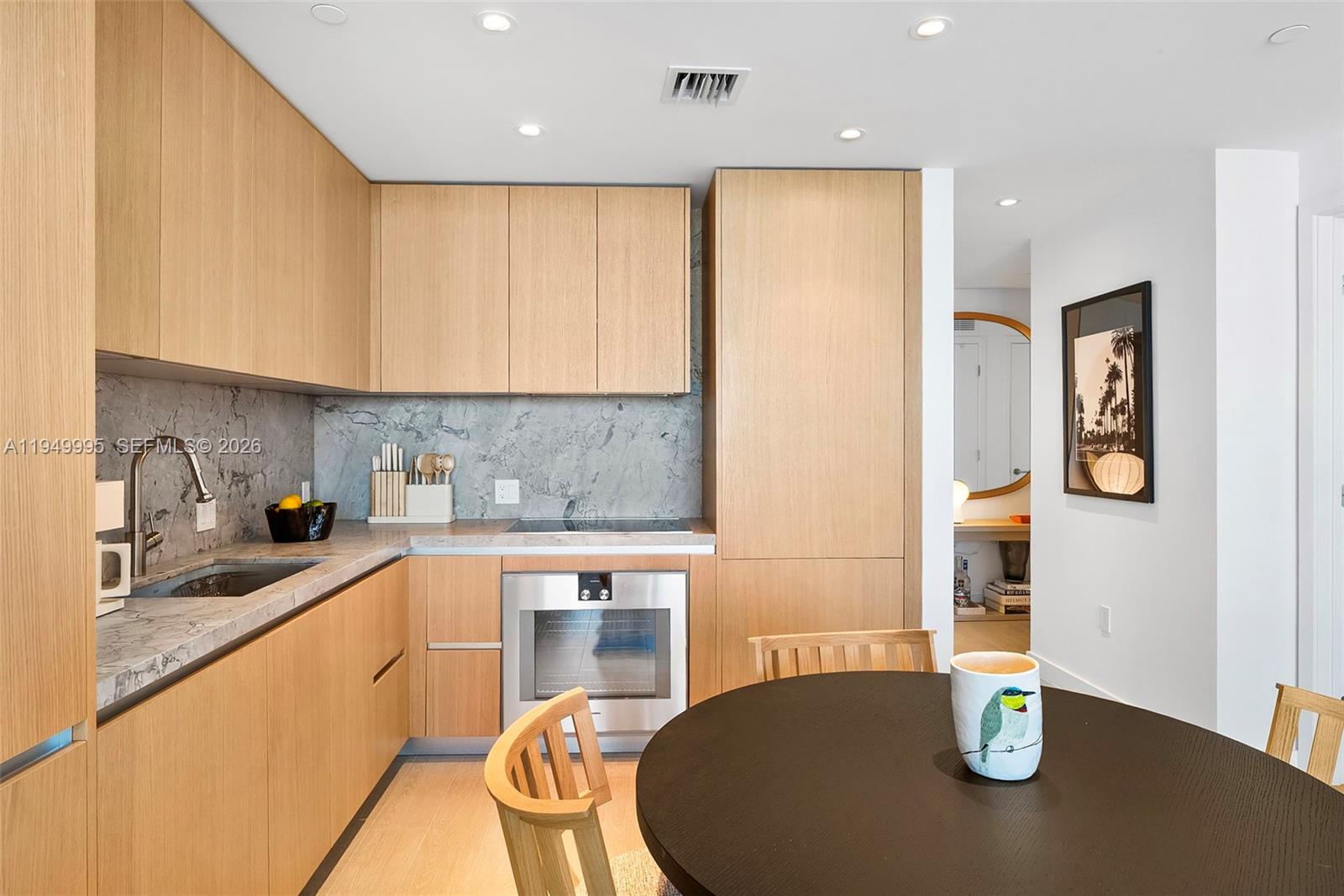 500 Alton Road, Unit 2004 Miami Beach, FL 33139 - Photo 11 of 35