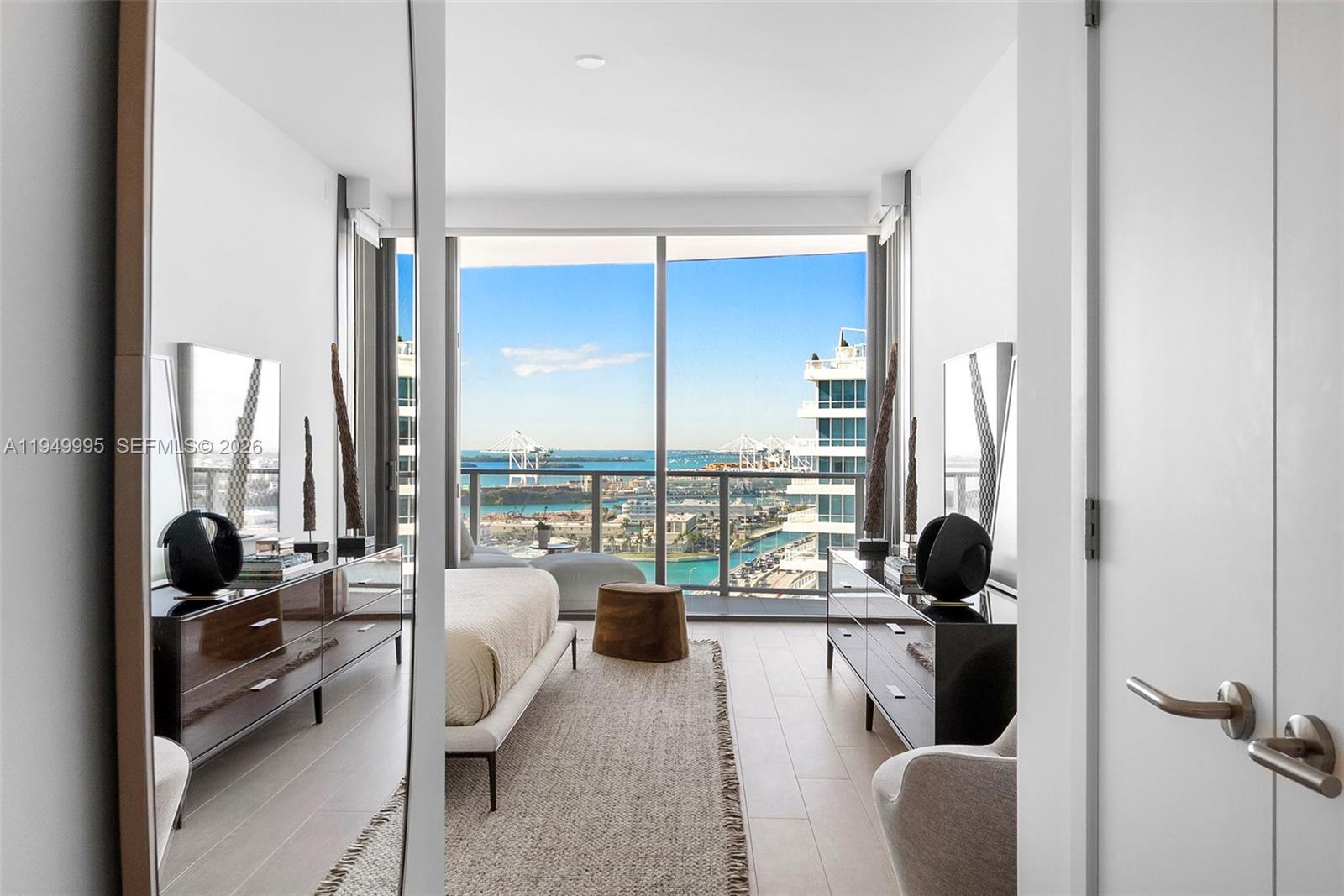 500 Alton Road, Unit 2004 Miami Beach, FL 33139 - Photo 15 of 35