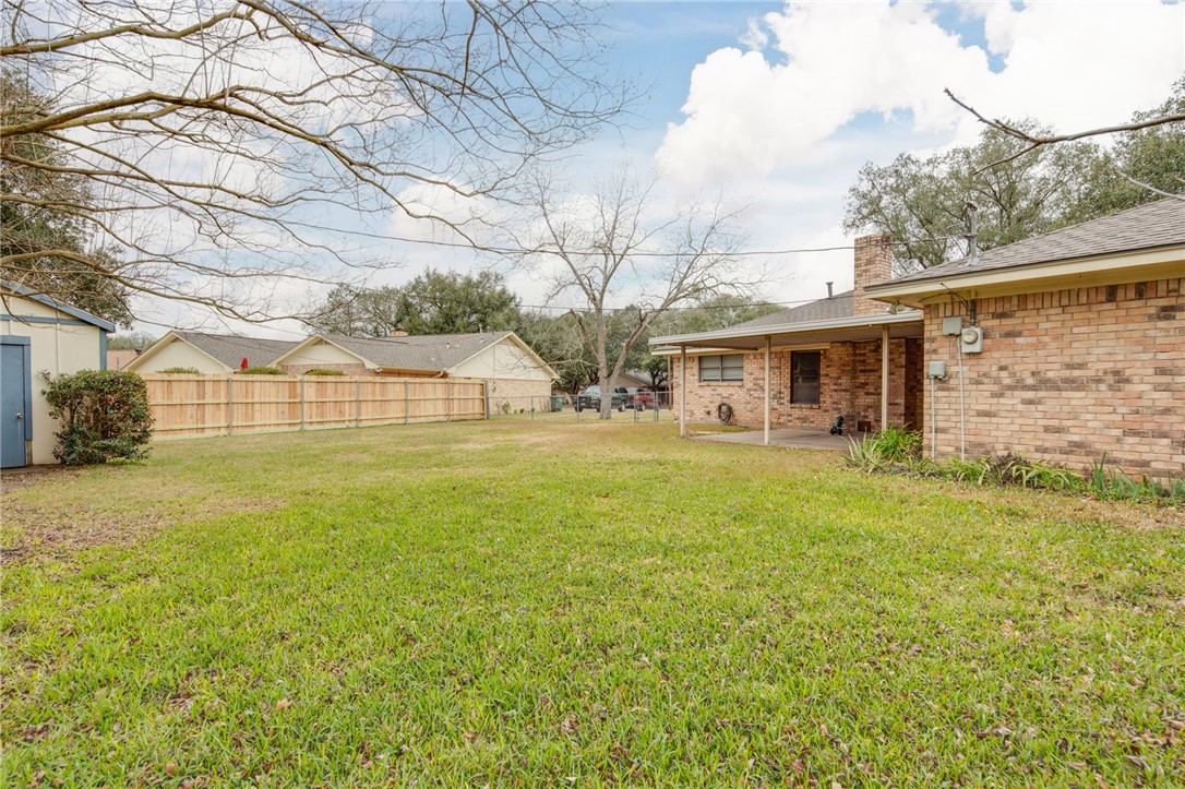 3508 Broad Oak Circle Bryan, TX 77802 - Photo 22 of 24