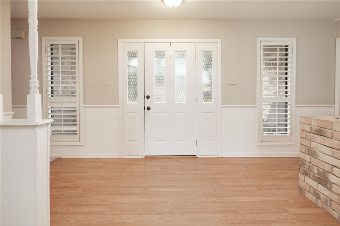 3508 Broad Oak Circle Bryan, TX 77802 - Photo 4 of 24