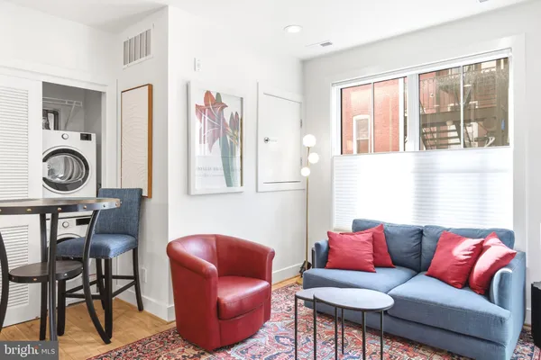 $3,250 | 1775 Swann Street Northwest, Unit 102, Washington, DC 20009