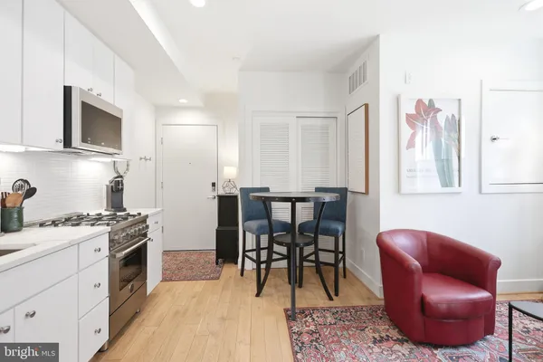 $3,250 | 1775 Swann Street Northwest, Unit 102, Washington, DC 20009