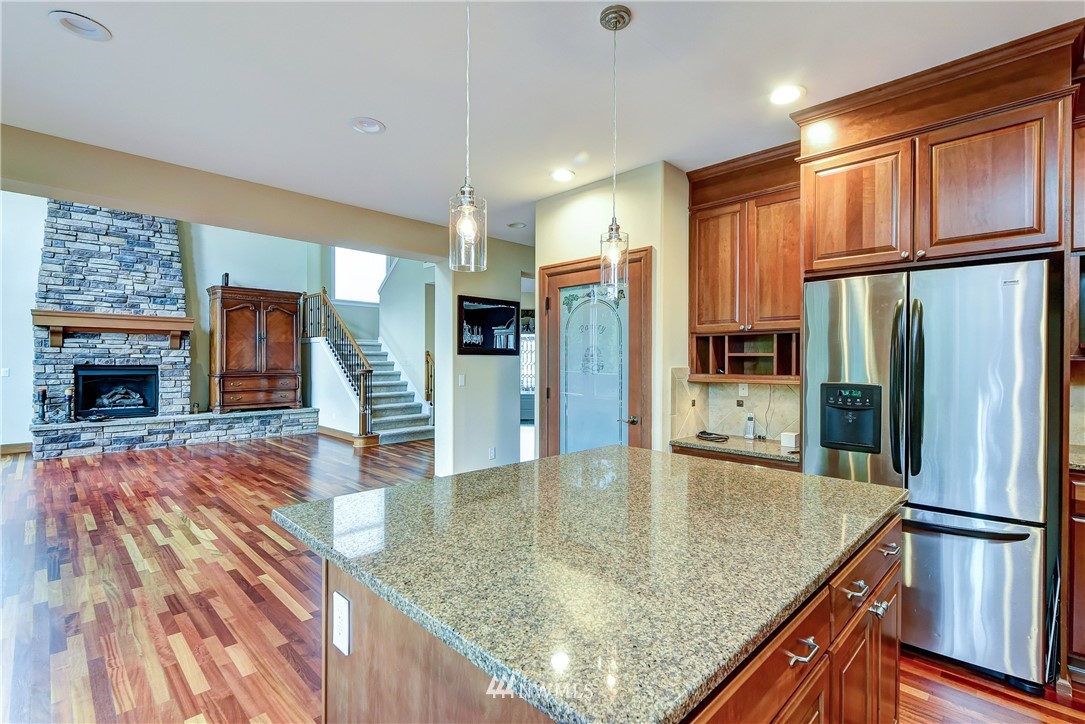 16628 Southeast 161st Street Renton, WA 98058 - Photo 6 of 25 Gallery Image 6