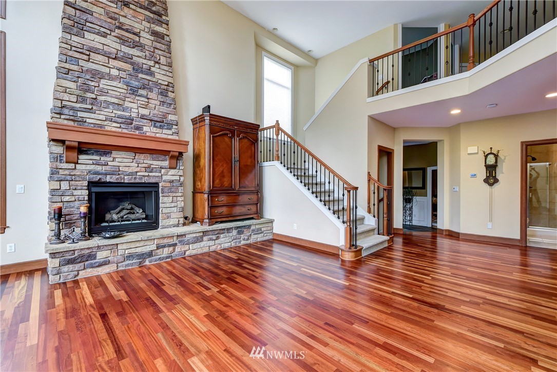 16628 Southeast 161st Street Renton, WA 98058 - Photo 9 of 25 Gallery Image 9