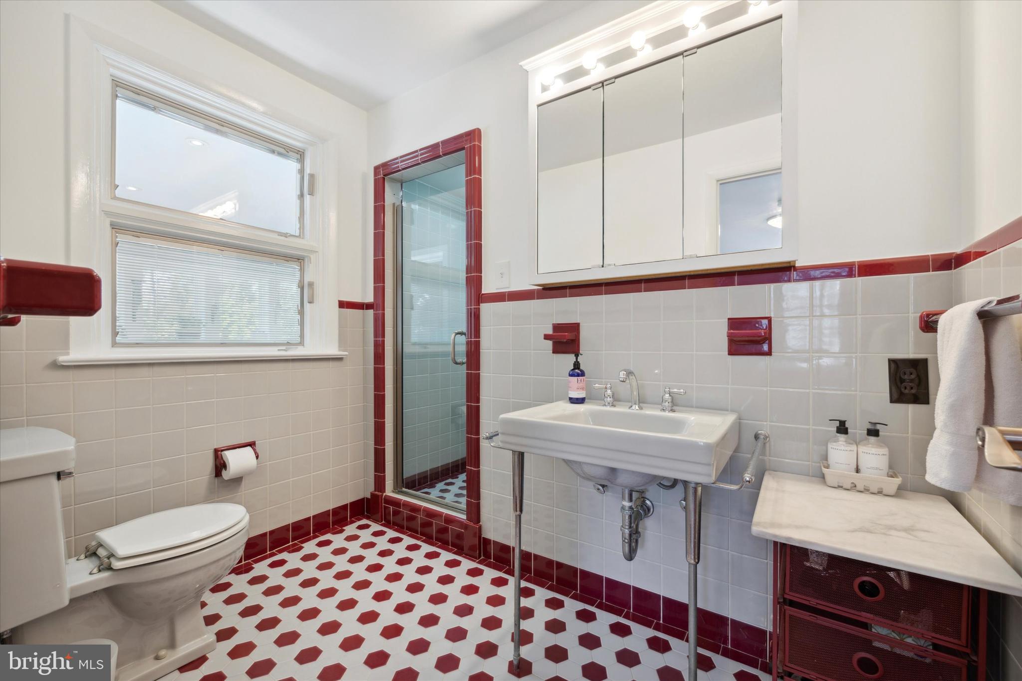 1522 Old Gulph Road Villanova, PA 19085 - Photo 18 of 36