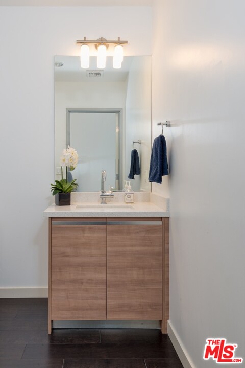 3119 Vía Dolce, Unit 304 Marina del Rey, CA 90292 - Photo 17 of 37