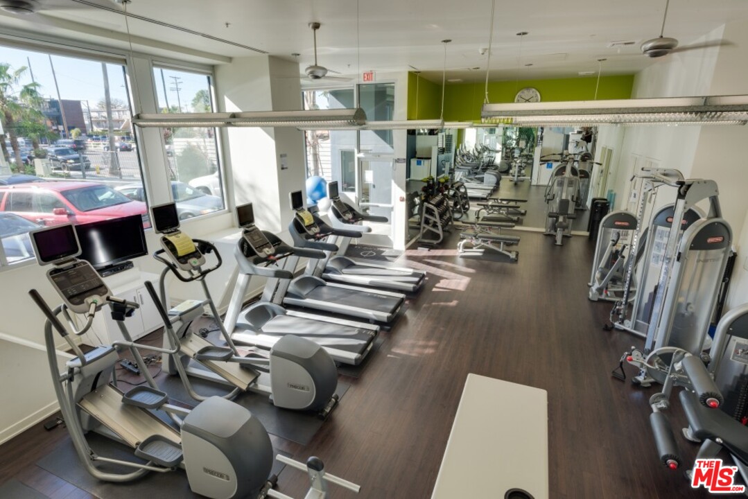 3119 Vía Dolce, Unit 304 Marina del Rey, CA 90292 - Photo 29 of 37