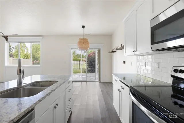 $464,900 | 1885 North Justin Avenue, Meridian, ID 83646