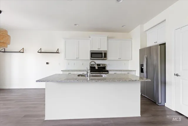 $464,900 | 1885 North Justin Avenue, Meridian, ID 83646