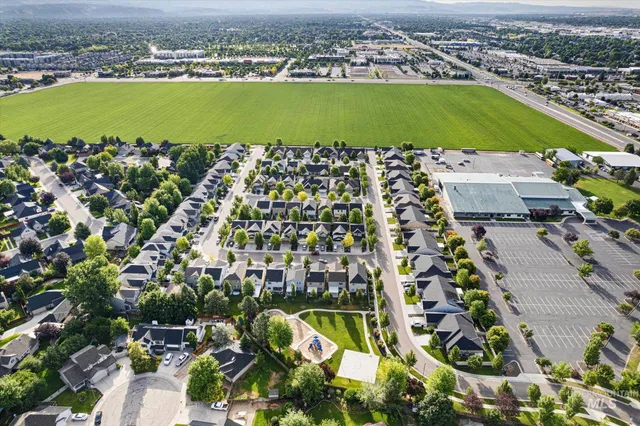 $464,900 | 1885 North Justin Avenue, Meridian, ID 83646