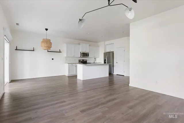 $464,900 | 1885 North Justin Avenue, Meridian, ID 83646