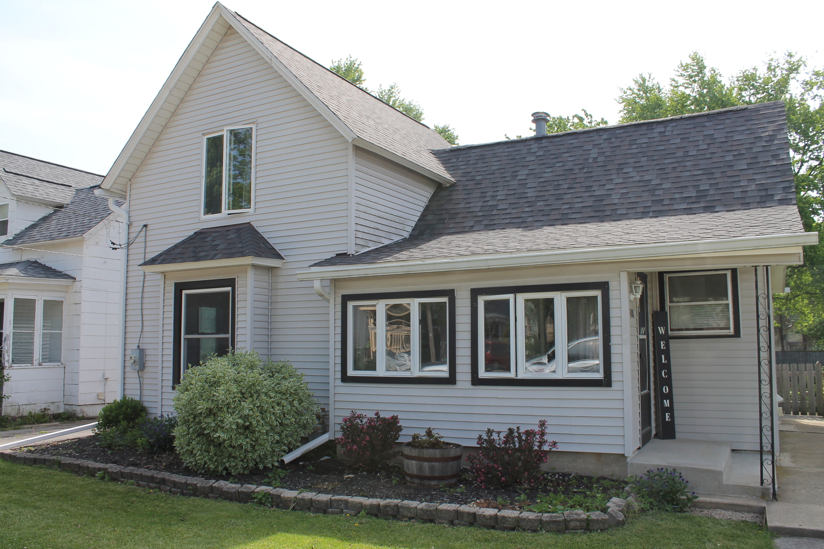 308 South 4th Street Kirkland, IL 60146 - Photo 1 of 1