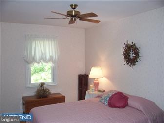 134 Coopers Kill Road Delran, NJ 08075 - Photo 12 of 12 Guest Room