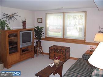 134 Coopers Kill Road Delran, NJ 08075 - Photo 5 of 12 Family Room