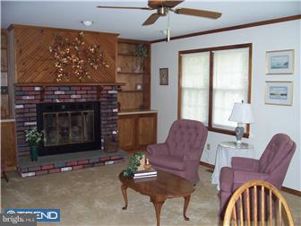134 Coopers Kill Road Delran, NJ 08075 - Photo 8 of 12 Great Room