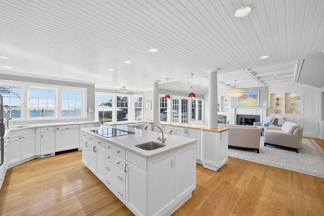 $7,595,000 | 40 Point Road, North Falmouth, MA 02556