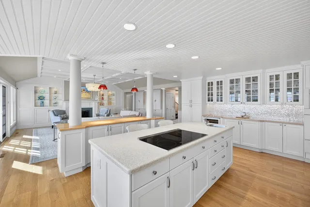 $7,595,000 | 40 Point Road, North Falmouth, MA 02556
