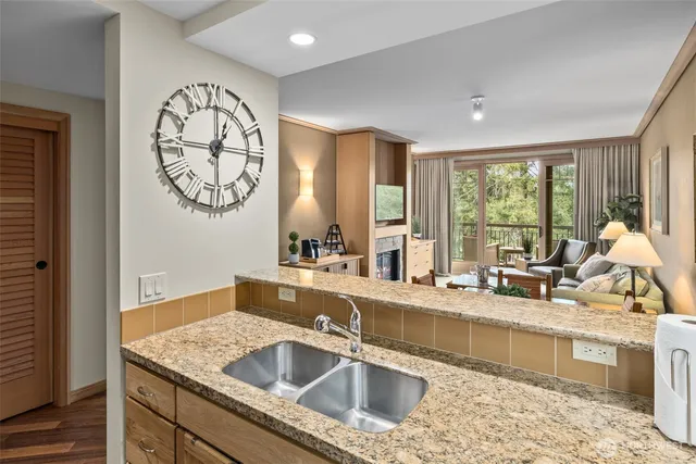 $345,000 | 3600 Suncadia Trail, Unit 4018, Cle Elum, WA 98922