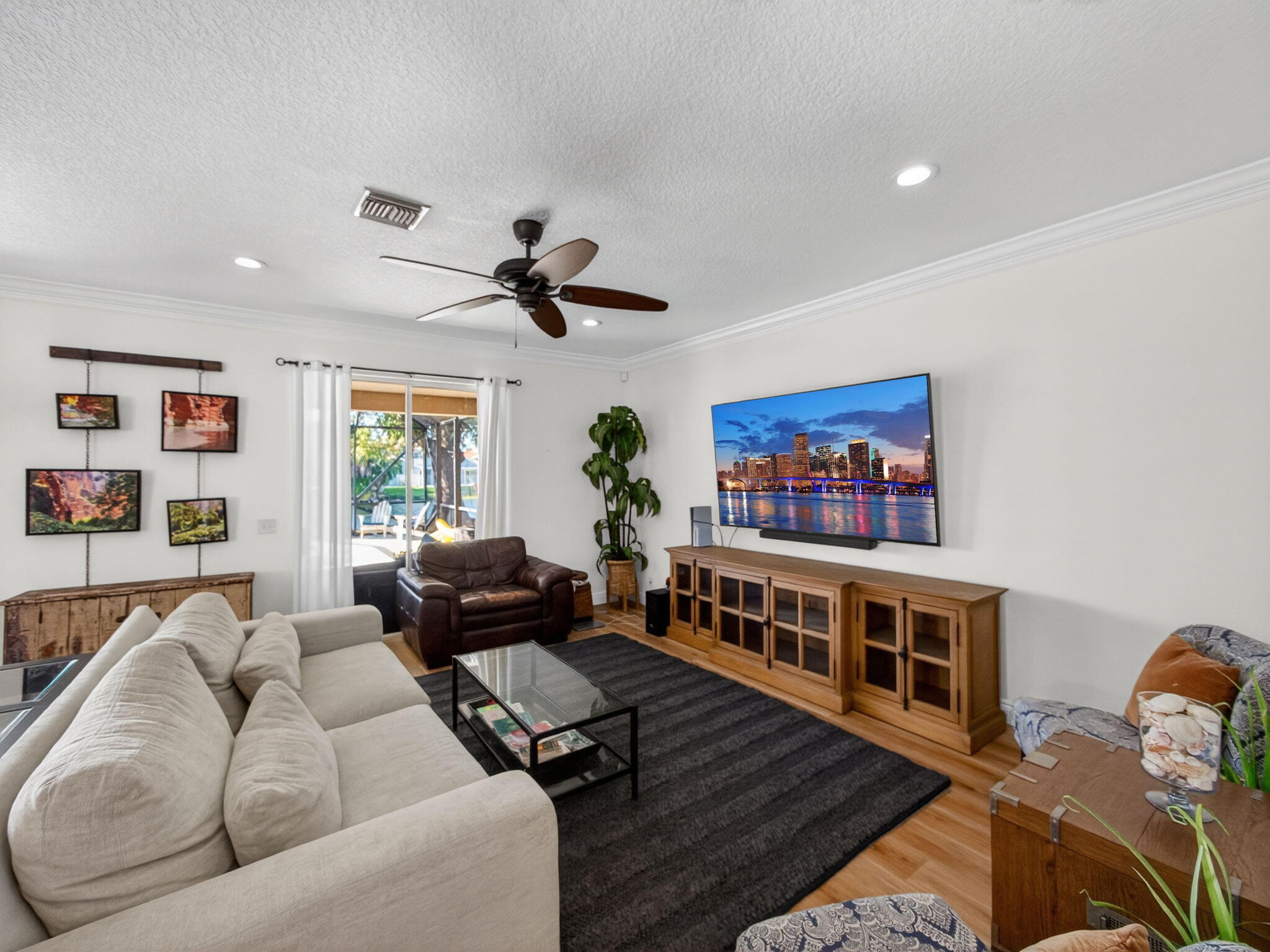 8905 Spring Valley Drive Boynton Beach, FL 33472 - Photo 13 of 39 11-web-or-mls-005 (2)