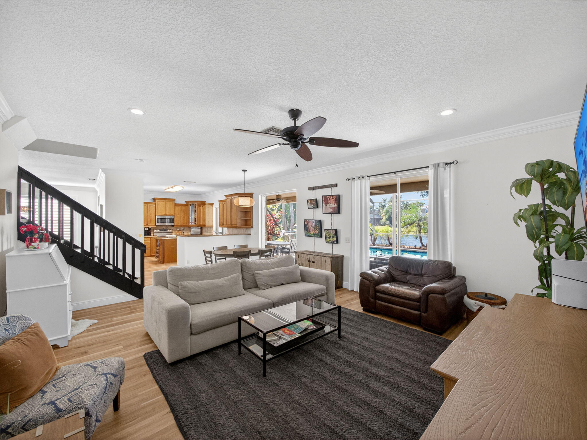 8905 Spring Valley Drive Boynton Beach, FL 33472 - Photo 14 of 39 12-web-or-mls-006