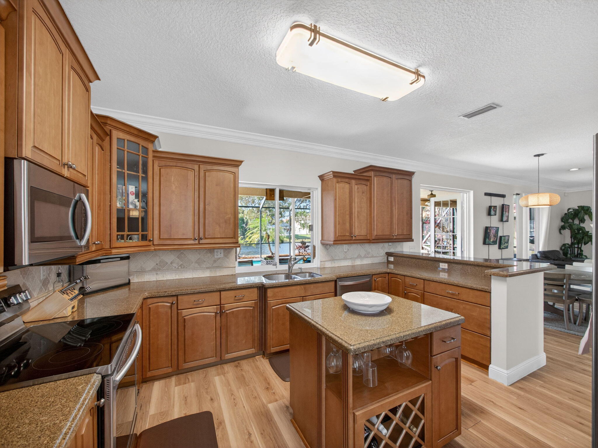 8905 Spring Valley Drive Boynton Beach, FL 33472 - Photo 7 of 39 9-web-or-mls-003 (2)