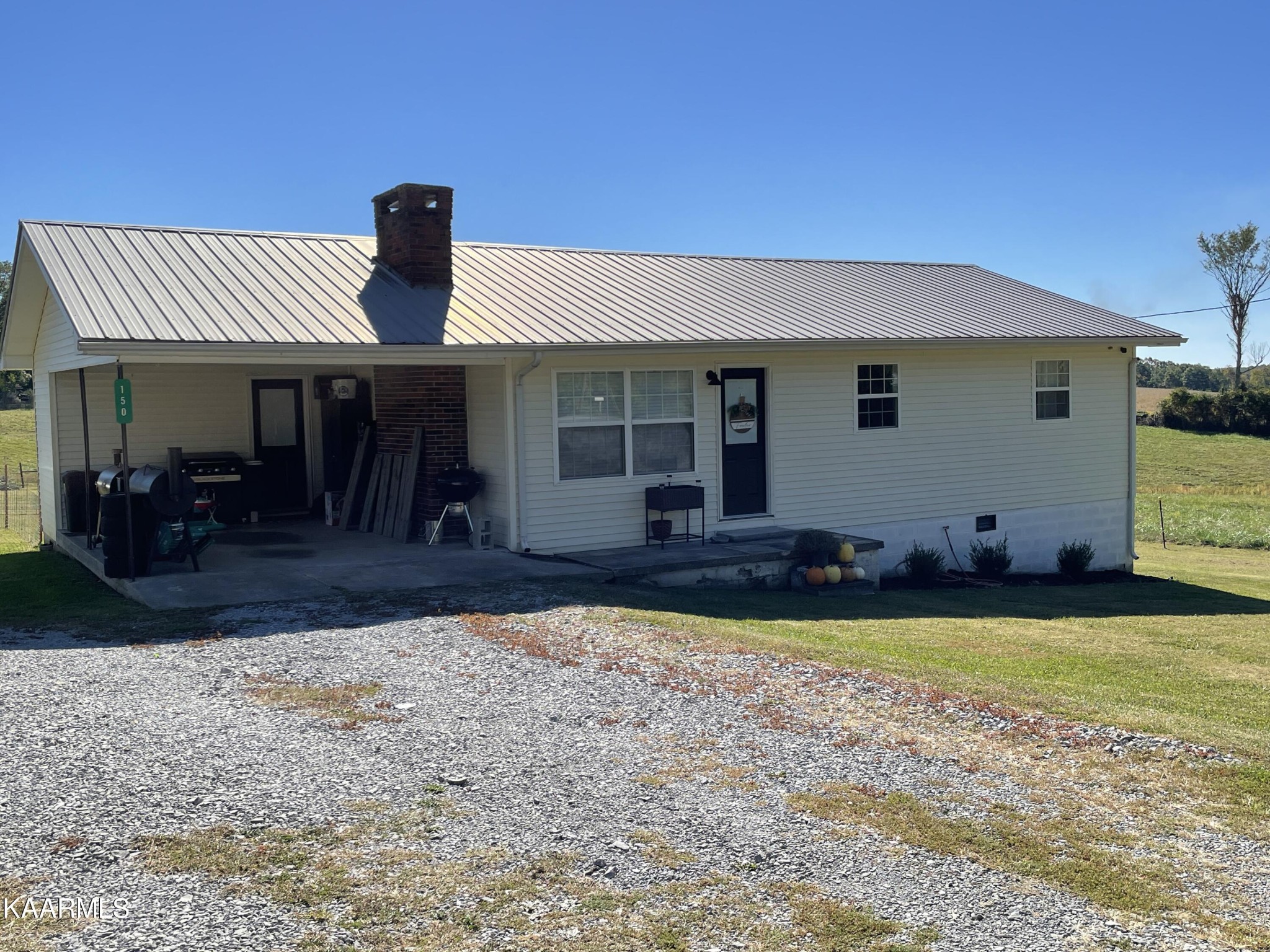 150 Colyers Loop Jamestown, TN 38556 - Photo 3 of 22 Gallery Image 3