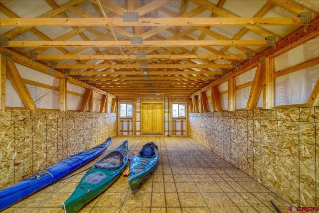 a bed room with a bed