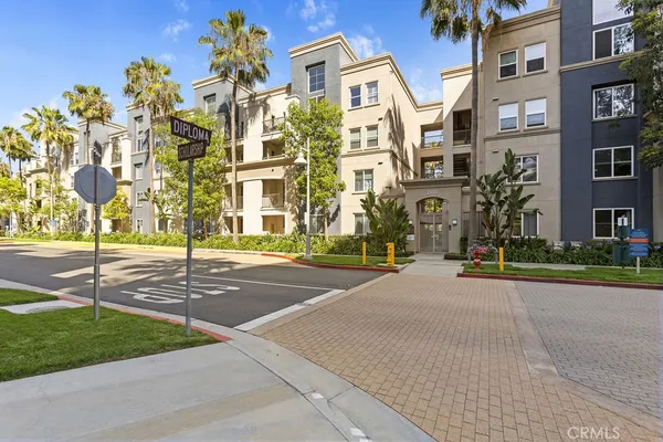 $3,600 | 2416 Scholarship, Irvine, CA 92612