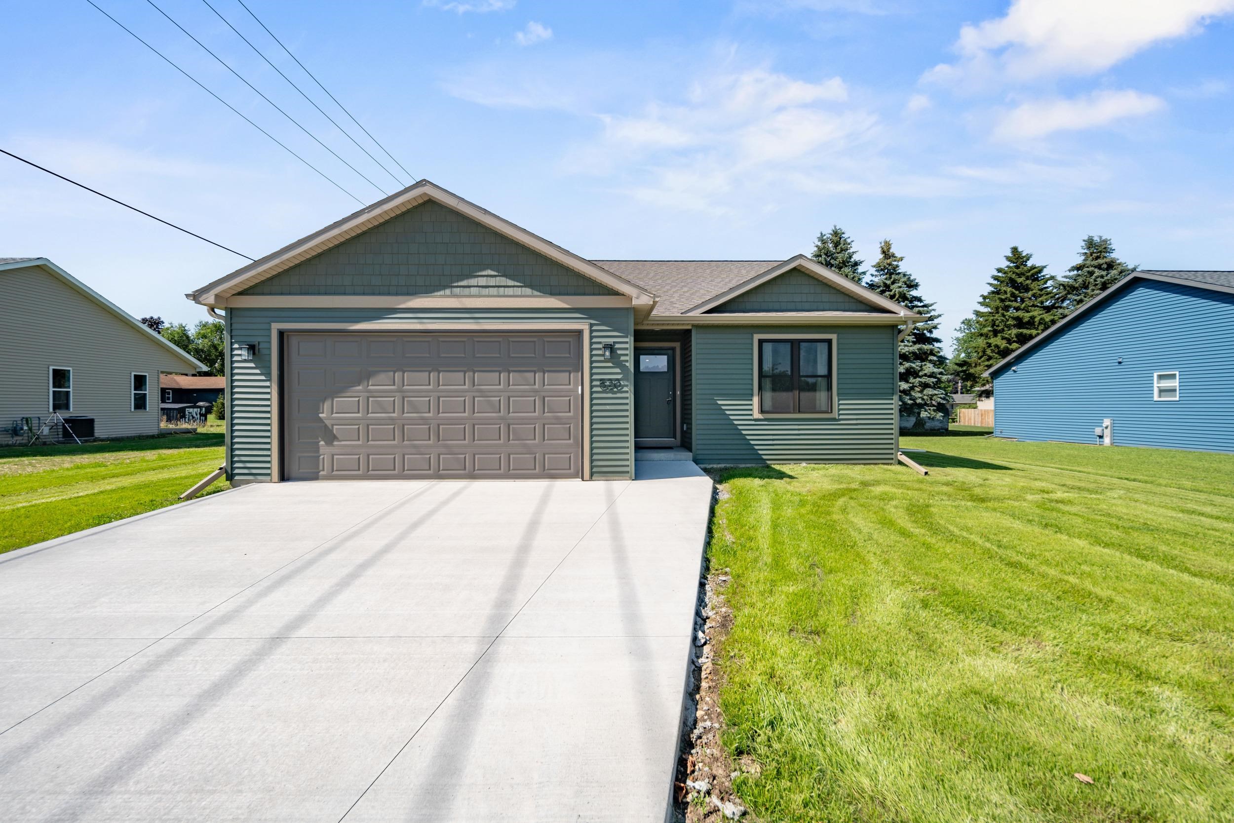 520 Village Ripon Wi 54971 Ripon, WI 54971 - Photo 2 of 66