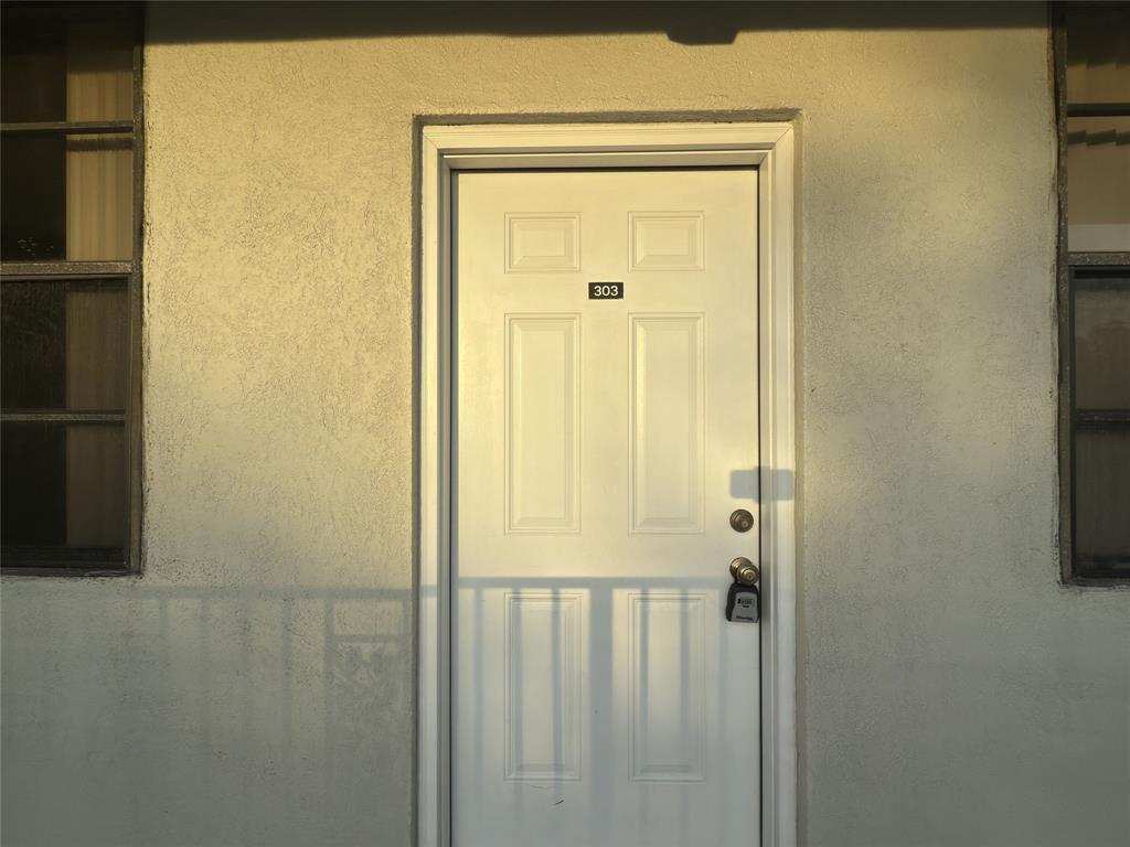 1701 Whitehall Drive, Unit 303 Davie, FL 33324 - Photo 32 of 33 a view of a bathroom