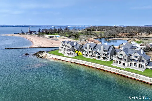$595,000 | 2 Old Town Highway, Unit 39, East Haven, CT 06512